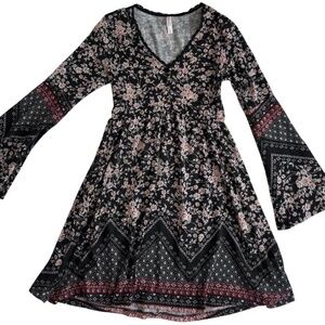 Black 70s long sleeve dress